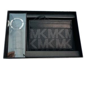 NWT Michael Kors Classic Black Card Holder with Keychain Set
